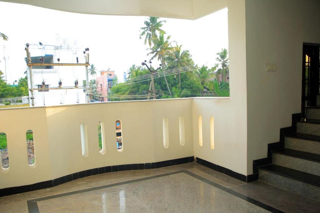 Mp Villa - Lovely Furnished Appartment ポンディシェリ エクステリア 写真